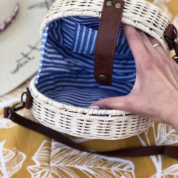🆕 TULUM Circle Woven Rattan Crossbody - Picture 5 of 8